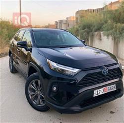 تۆیۆتا ڕاڤ 4